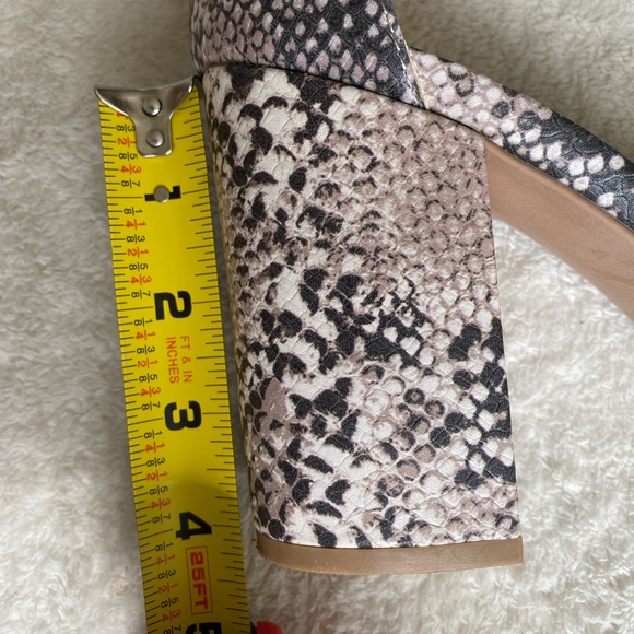 SNAKE OPEN TOE ANKLE STRAP CHUNKY HEEL - Picture 11 of 11